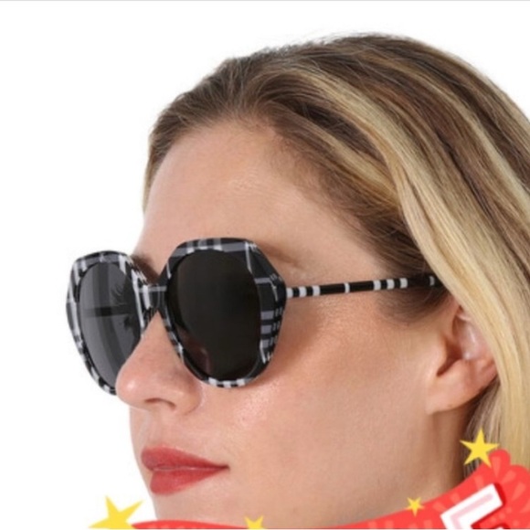 Burberry Black and White Checkered Women's Sunglasses - Picture 1 of 8